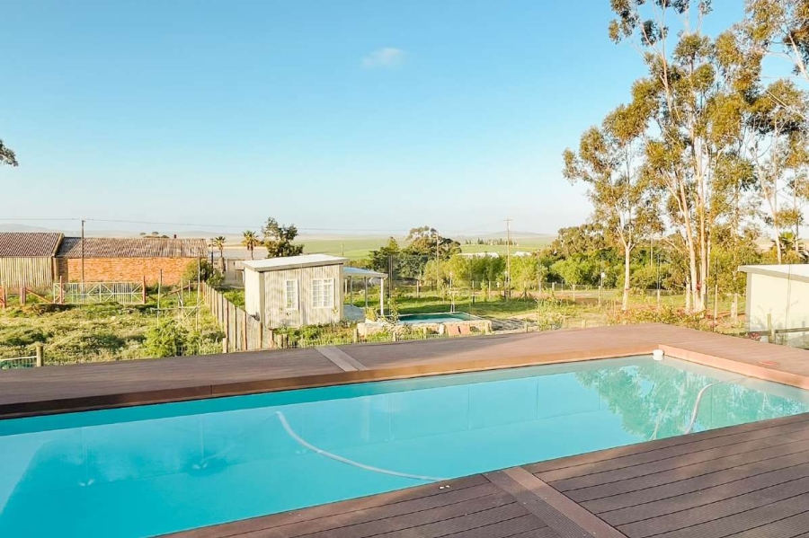 4 Bedroom Property for Sale in Koringberg Western Cape